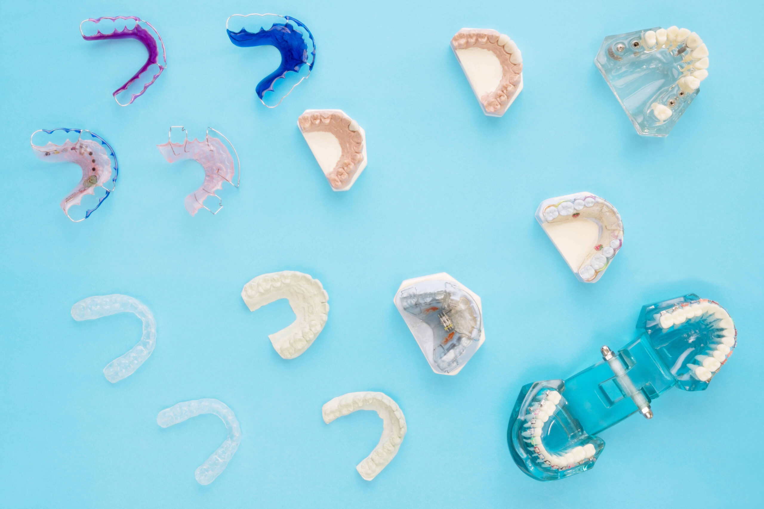 Image showing multiple retainer types and options for patients.
